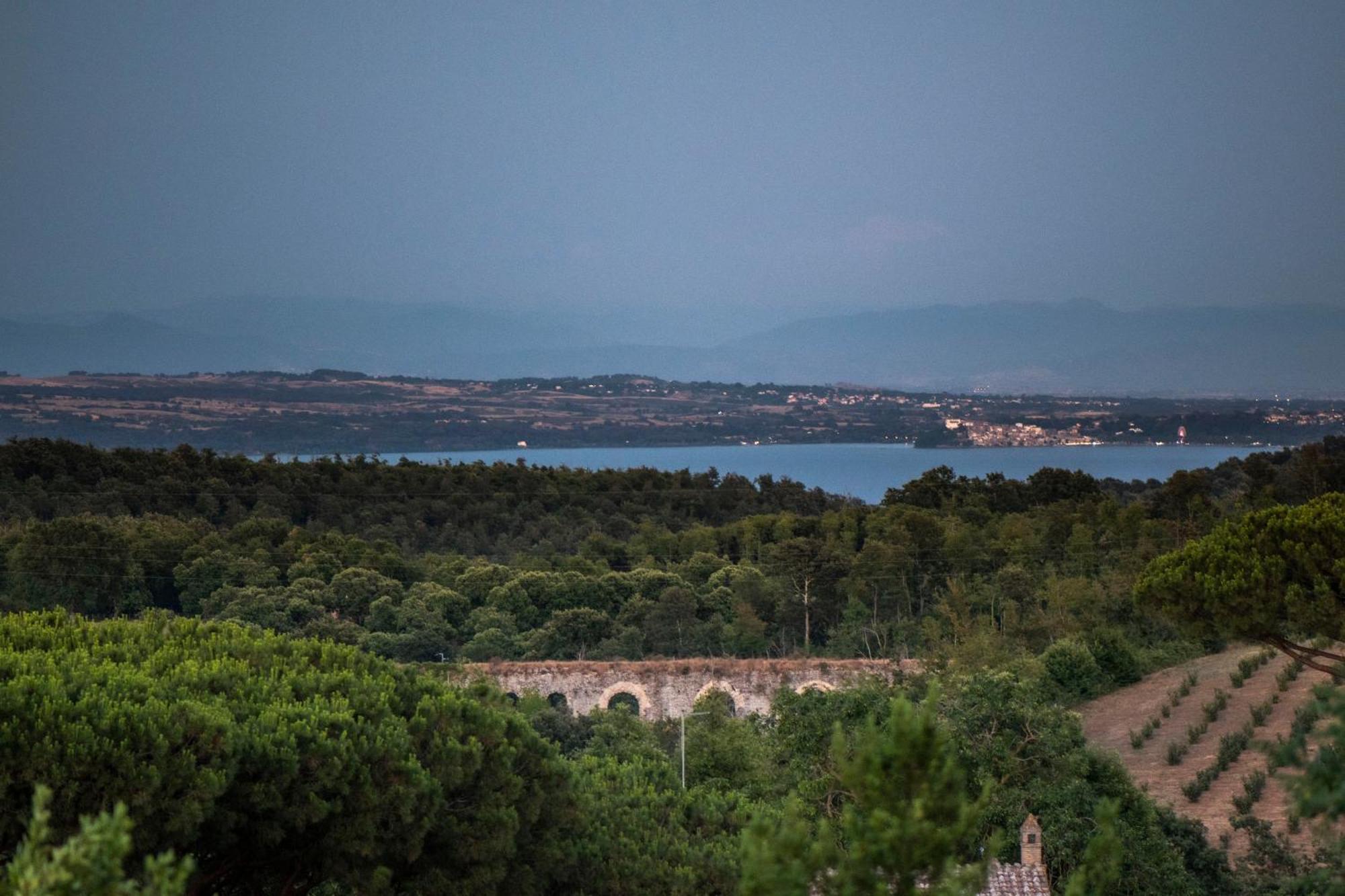 Villa Clodia Relais Manziana Екстер'єр фото