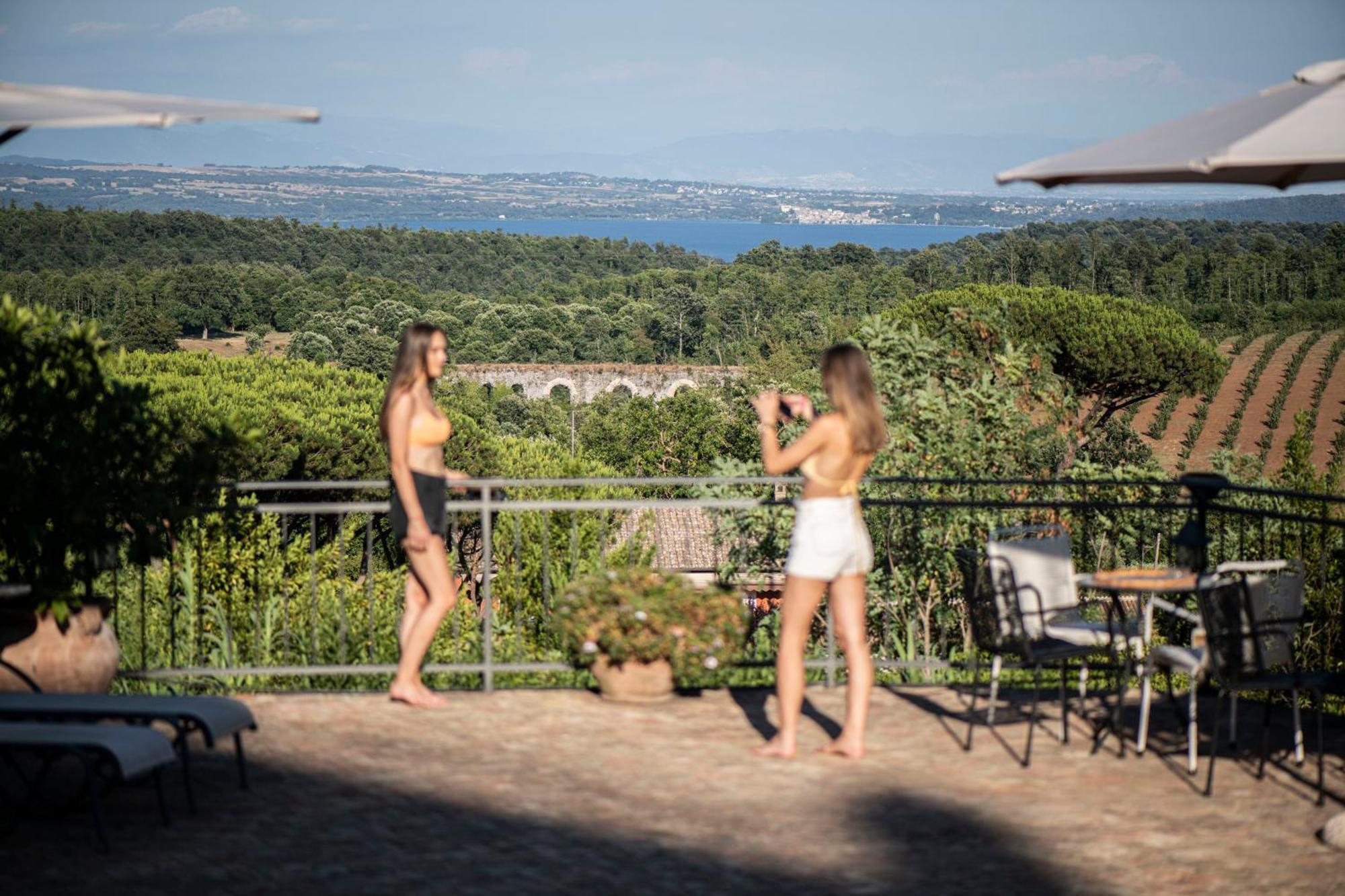 Villa Clodia Relais Manziana Екстер'єр фото