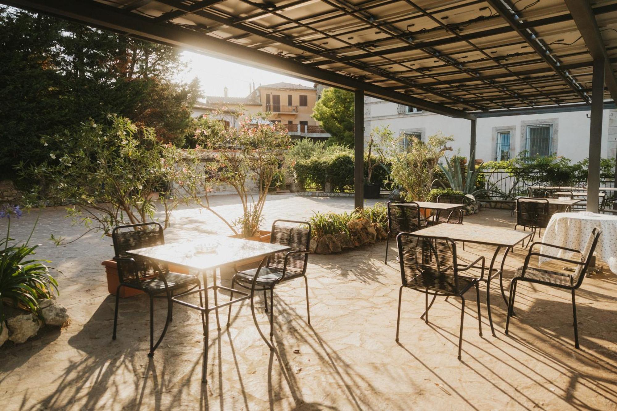 Villa Clodia Relais Manziana Екстер'єр фото